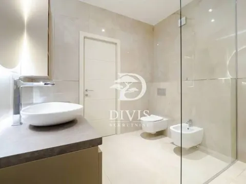 Izdavanje, poslovni prostor, 15330m², Senjak, Beograd - image 9