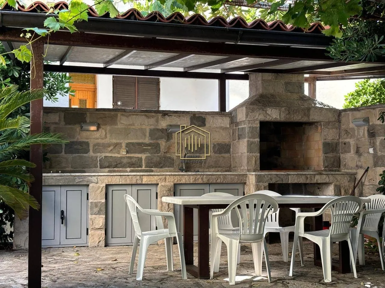 Sale, three bedroom apartment, 103m², Bečići, Budva