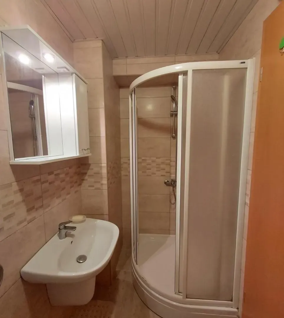 Rent, one bedroom apartment, 50m², Babilonija, Budva