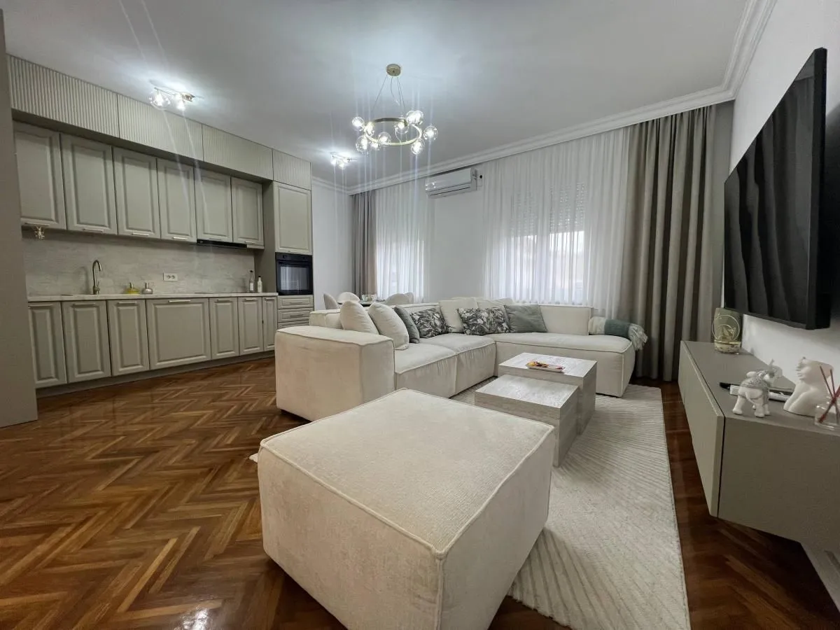 Prodaja, stan, 78m², Centar, Novi Sad