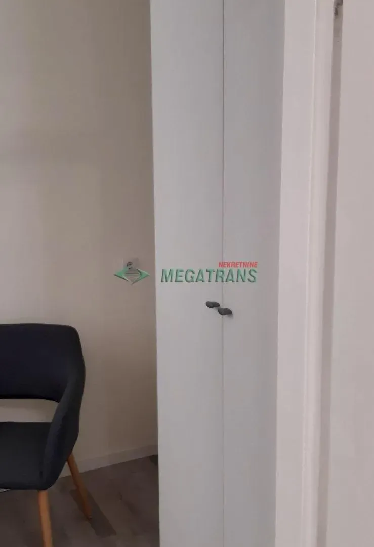 Izdavanje, dvosoban stan, 42m², Liman 2, Novi Sad Sve Podlokacije