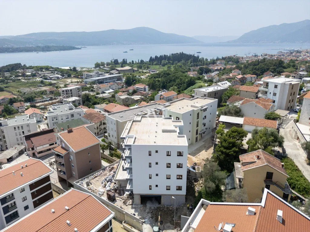 Prodaja, dvosoban stan, 72m², Kava, Tivat