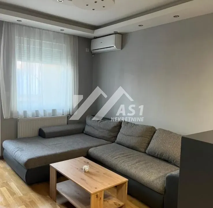 Izdavanje, trosoban stan, 52m², Telep, Novi Sad Sve Podlokacije