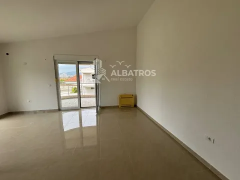 Prodaja, kuća, 250m², Polje, Bar - image 12