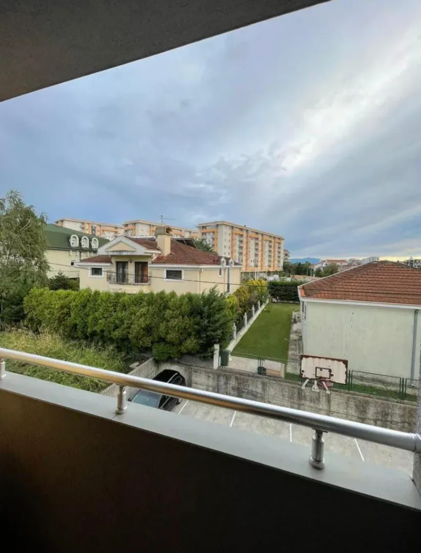 Rent, two bedroom apartment, 70m², Zagorič, Podgorica