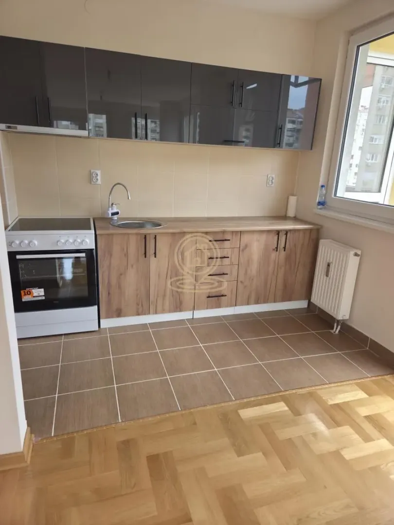 Rent, three bedroom apartment, 86m², Medijana, Niš