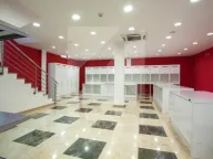 Izdavanje, poslovni prostor, 214m², Autobuska stanica, Podgorica - image 7