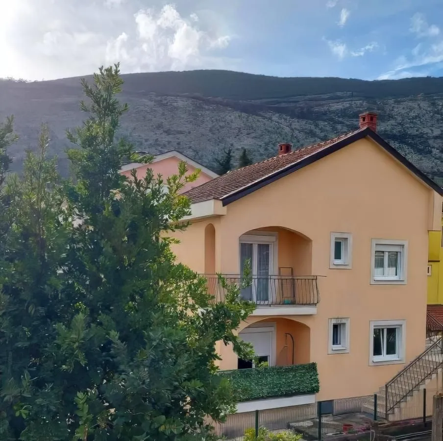 Prodaja, kuća, 187m², Igalo, Herceg Novi
