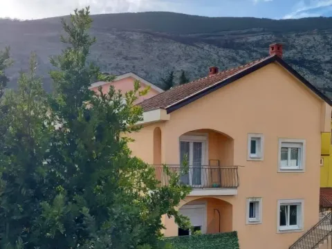 Prodaja, kuća, 187m², Igalo, Herceg Novi - image 1