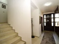 Prodaja, kuća, 300m², Stari Aerodrom, Podgorica - image 10