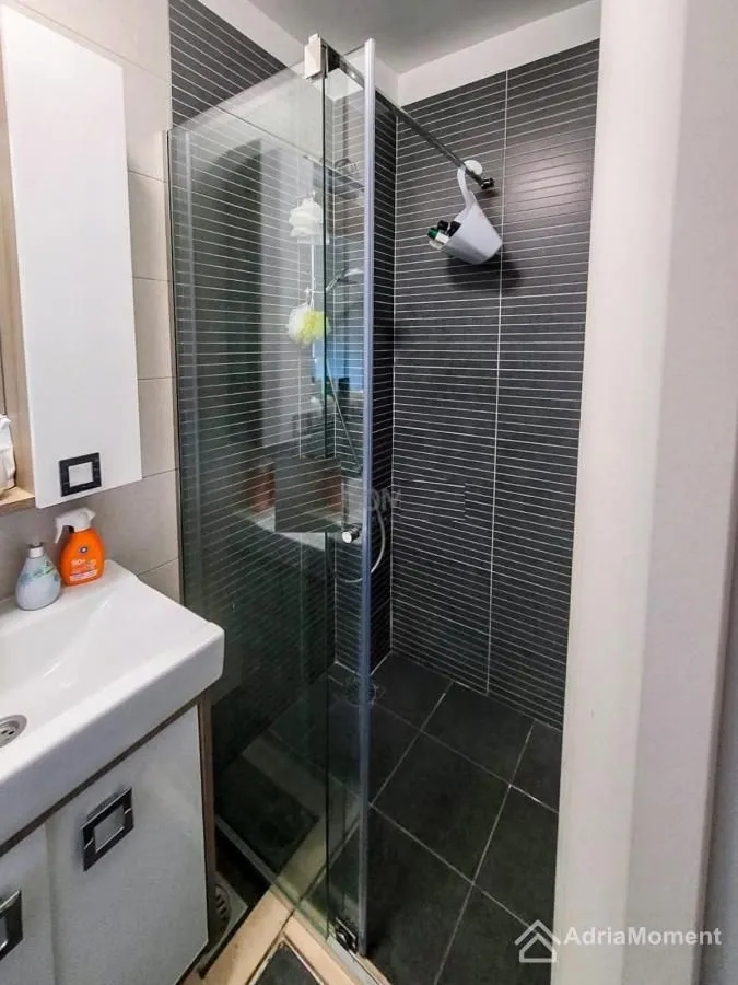 Sale, house, 175m², Utjeha, Bar