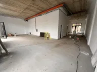 Izdavanje, poslovni prostor, 107m², Bulevar patrijarha Pavla, Novi Sad Sve Podlokacije - image 3