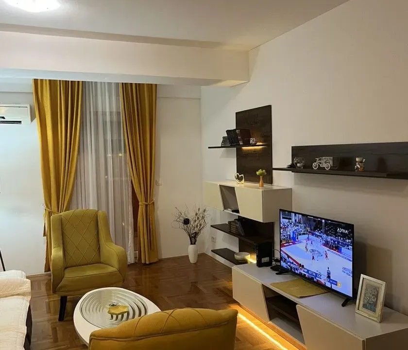 Rent, one bedroom apartment, 55m², City Kvart, Podgorica
