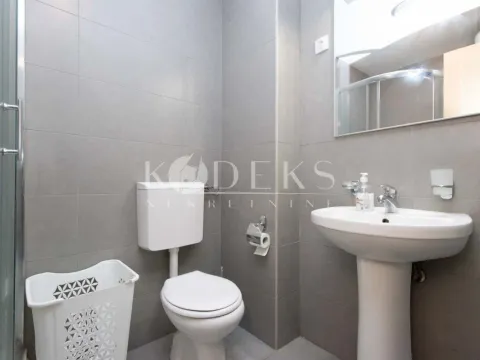 Izdavanje, jednosoban stan, 50m², Tuški Put, Podgorica - image 7