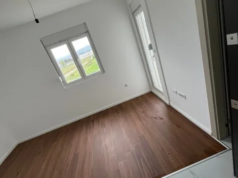 Izdavanje, stan, 22m², Zabjelo, Podgorica - image 4