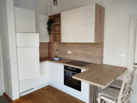 Prodaja, jednosoban stan, 92m², Centar, Bar - image 2