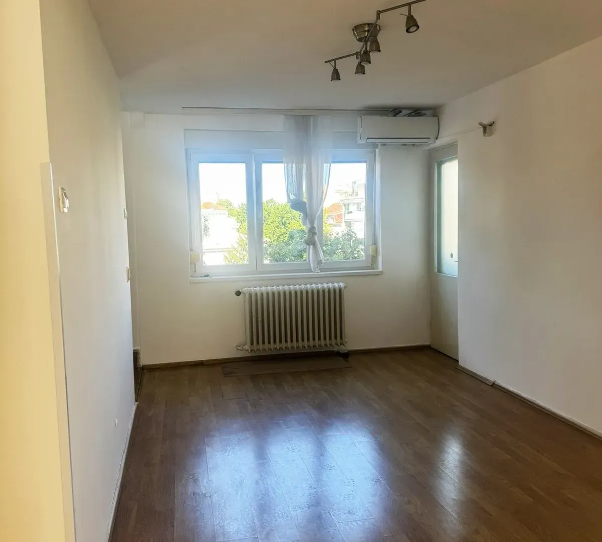 Rent, office space, 57m², Tašmajdan, Palilula Sve Podlokacije