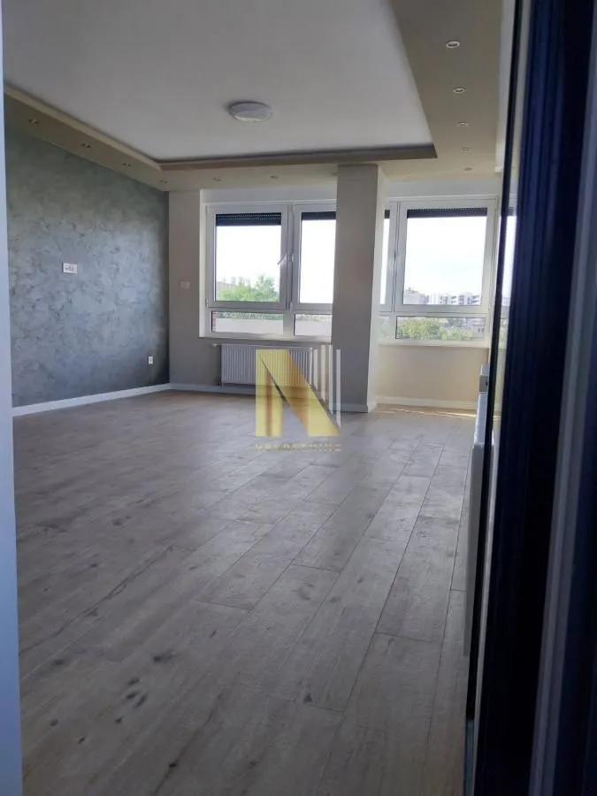 Rent, office space, 101m², Spens, Novi Sad Sve Podlokacije