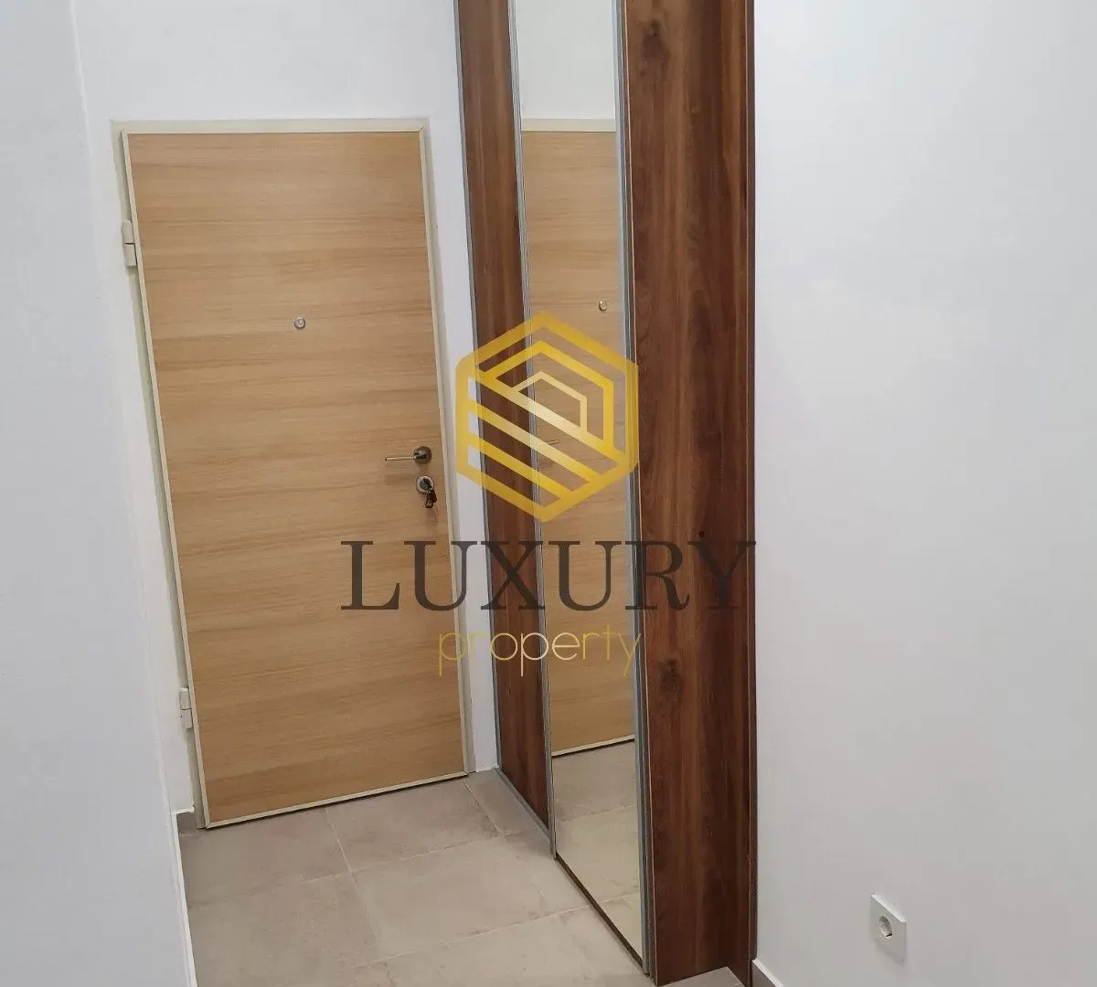 Izdavanje, jednosoban stan, 54m², Zabjelo, Podgorica