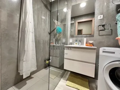 Rent, one bedroom apartment, 52m², Master Kvart, Podgorica - image 10