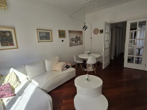 Rent, three bedroom apartment, 86m², Kalenić Pijaca, Vračar Sve Podlokacije - image 2