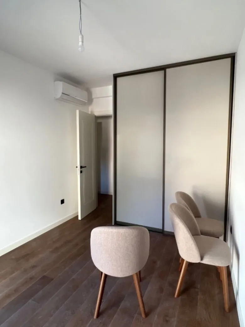 Prodaja, trosoban stan, 102m², Centar, Podgorica