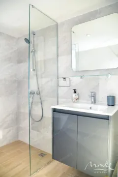 Sale, studio apartment, 22m², Tivat, Crna Gora - image 9