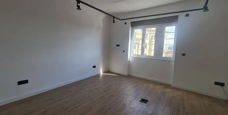 Rent, office space, 110m², Stari Grad, Beograd