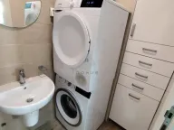 Izdavanje, dvosoban stan, 65m², City Kej, Podgorica - image 6