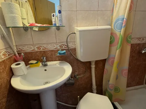 Prodaja, trosoban stan, 84m², Petrovac, Budva - image 5