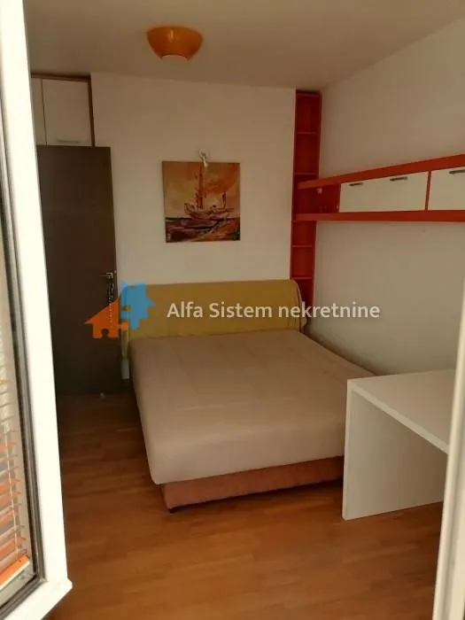 Rent, two bedroom apartment, 50m², Vračar Sve Podlokacije, Beograd