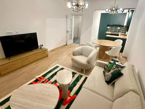 Izdavanje, jednosoban stan, 57m², Momišići, Podgorica - image 1