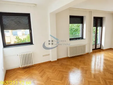 Rent, four bedroom apartment, 97m², Stari Grad, Beograd - image 2