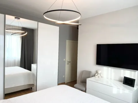 Sale, two bedroom apartment, 81m², Bečići, Budva - image 10