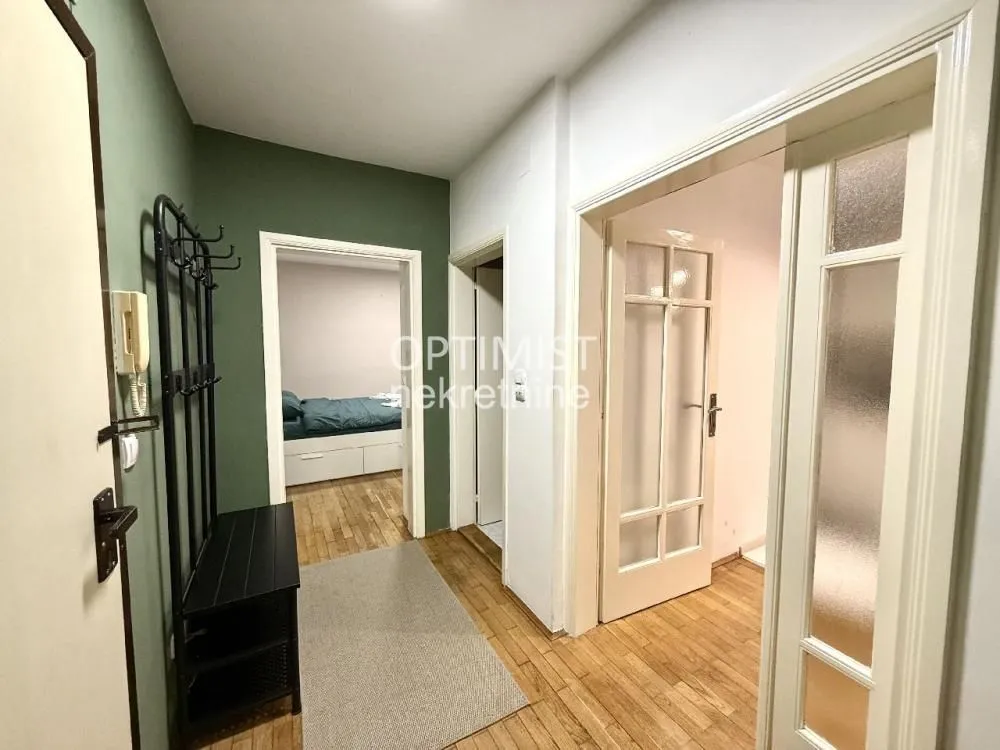 Rent, two bedroom apartment, 45m², Stari Grad, Beograd