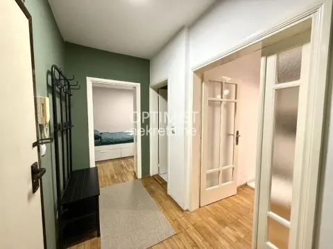 Rent, two bedroom apartment, 45m², Stari Grad, Beograd - image 9