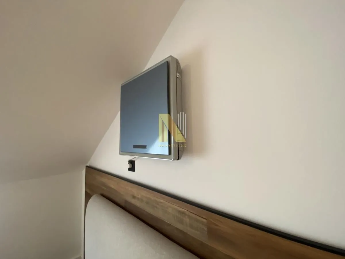 Prodaja, četvorosoban stan, 119m², Centar, Novi Sad