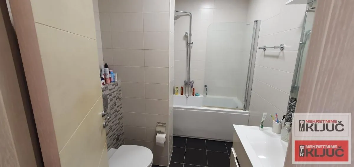 Prodaja, stan, 144m², Spens, Novi Sad Sve Podlokacije