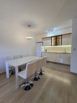 Rent, two bedroom apartment, 70m², City Kvart, Podgorica - image 7