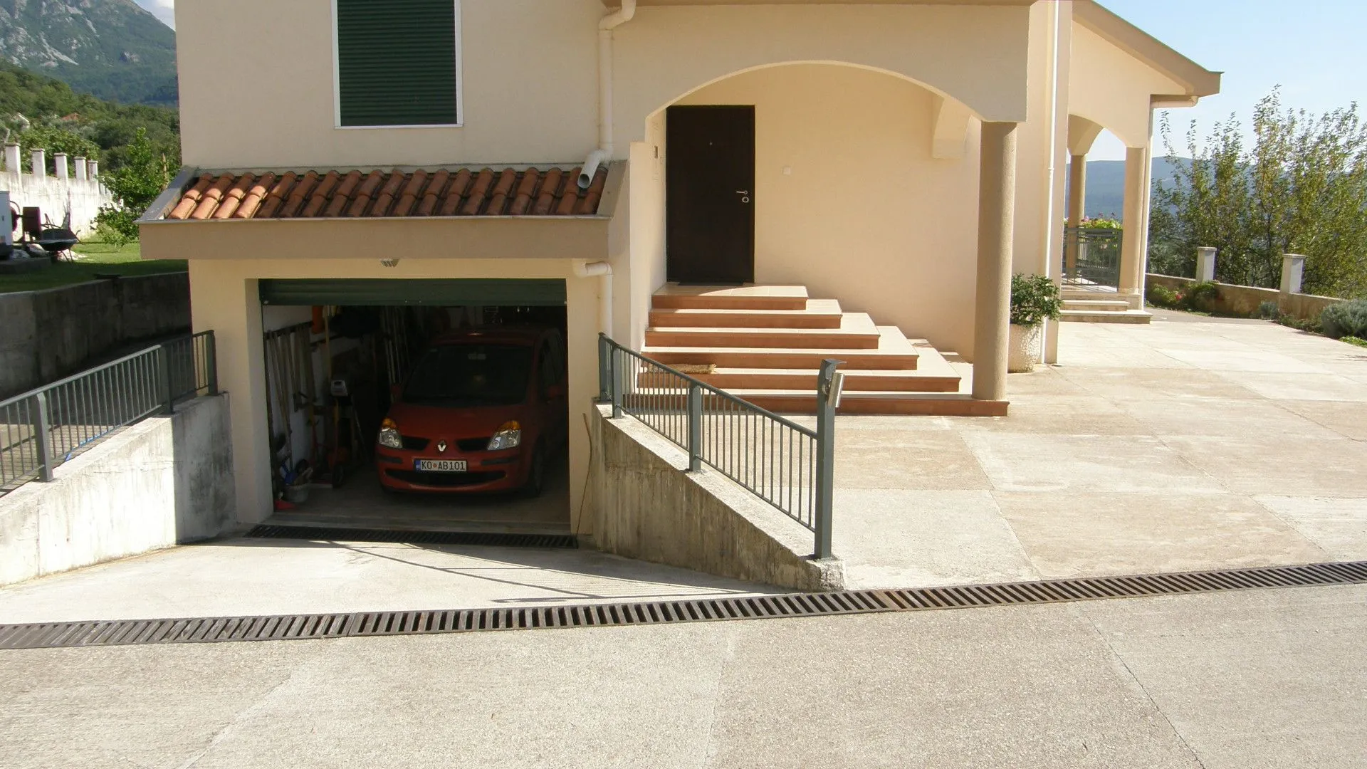 Prodaja, kuća, 157m², Kavač, Kotor