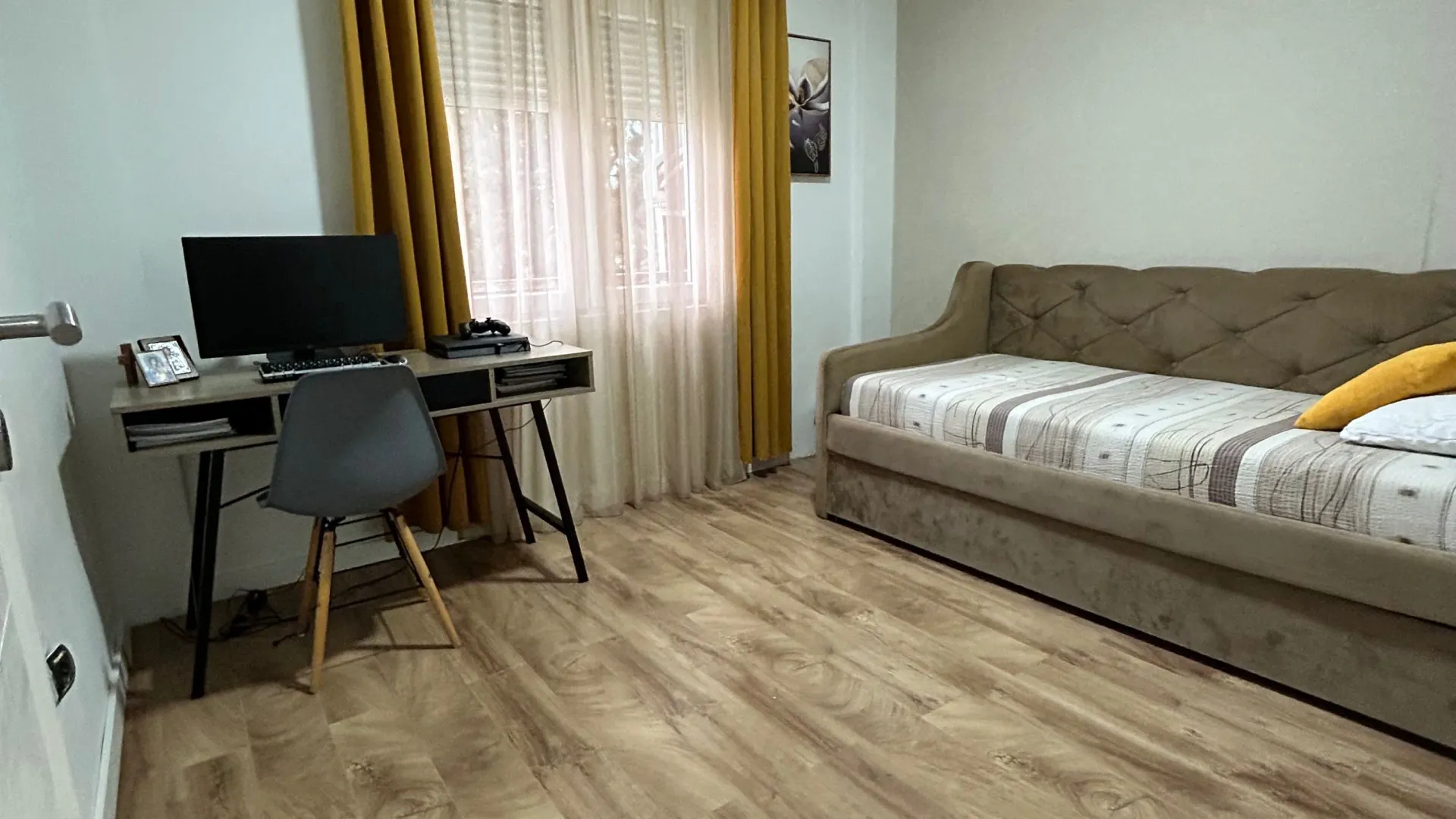 Sale, two bedroom apartment, 44m², Centar, Bar