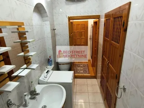 Izdavanje, jednosoban stan, 35m², Stari Grad, Beograd - image 11
