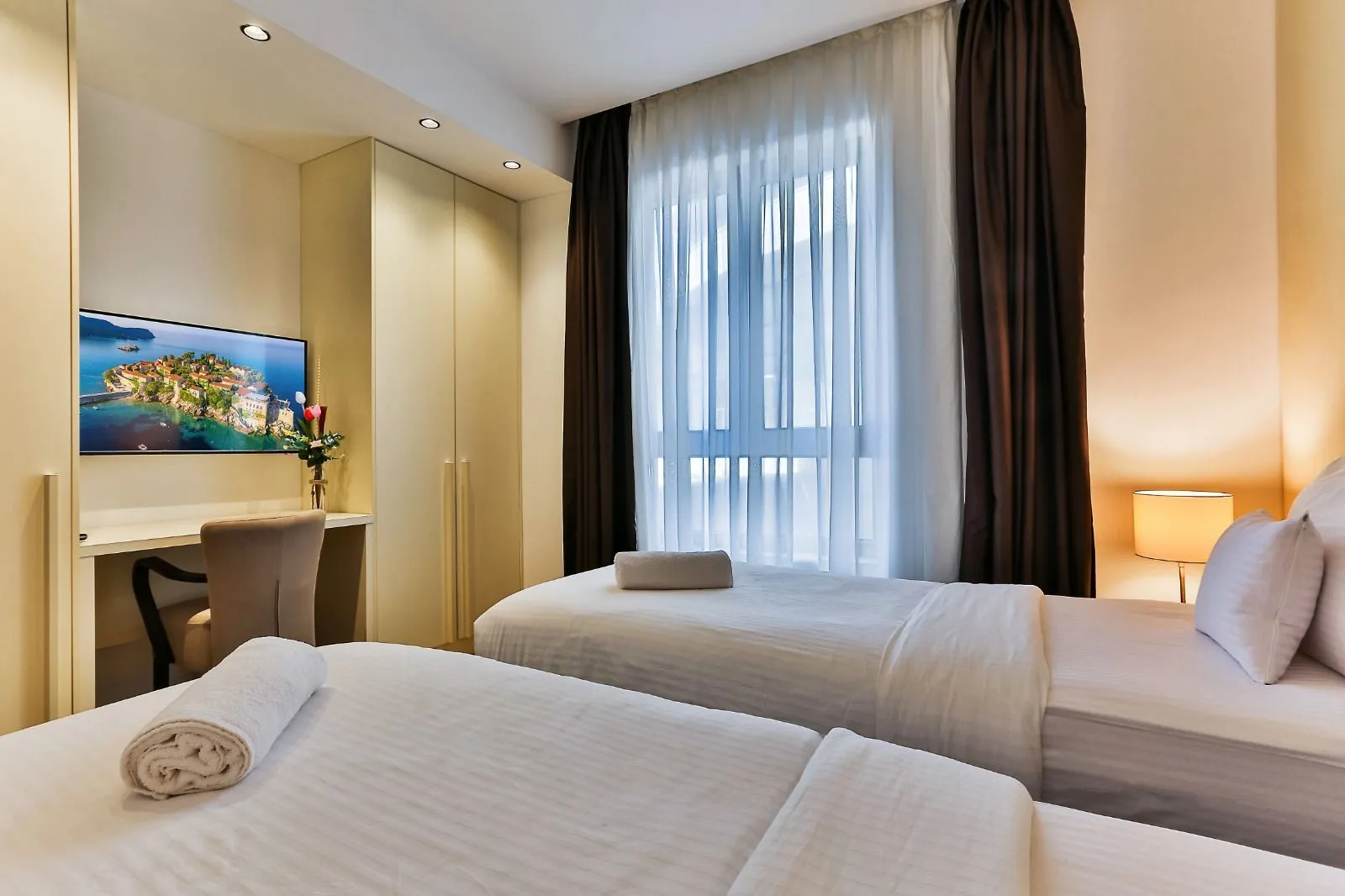 Rent, two bedroom apartment, 110m², Rafailovići, Budva