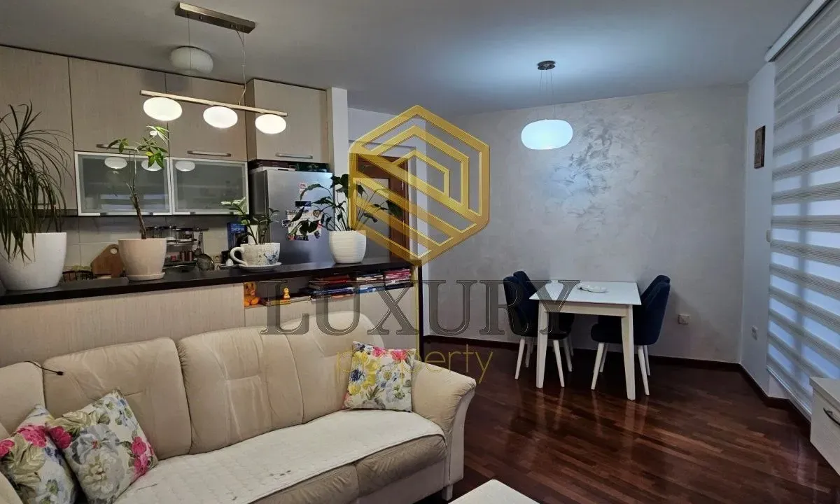 Sale, two bedroom apartment, 52m², Stari Aerodrom, Podgorica