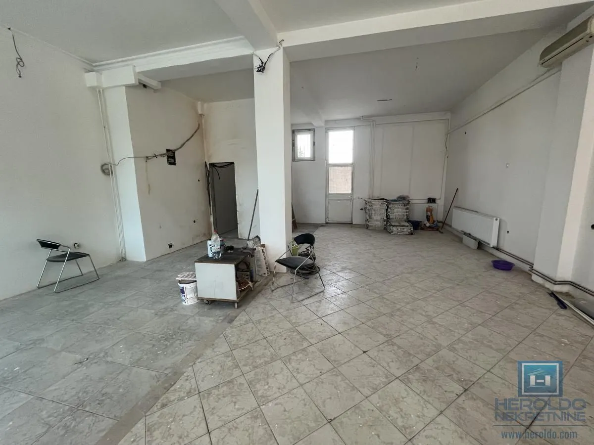 Sale, office space, 65m², Pivara, Jagodina