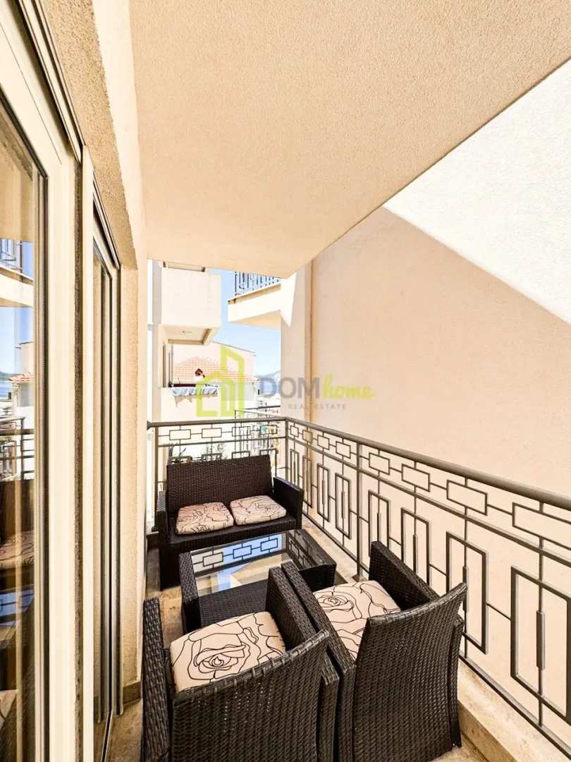 Rent, two bedroom apartment, 70m², Pržno, Budva