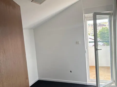 Izdavanje, stan, 39m², Stari Aerodrom, Podgorica - image 5