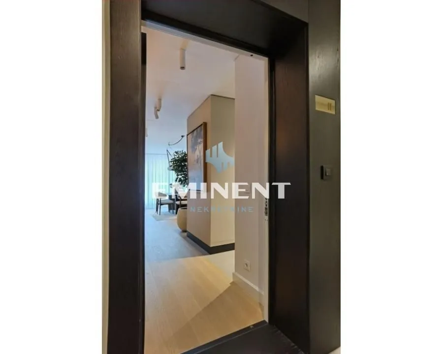 Izdavanje, dvosoban stan, 86m², Novi Beograd Sve Podlokacije, Beograd