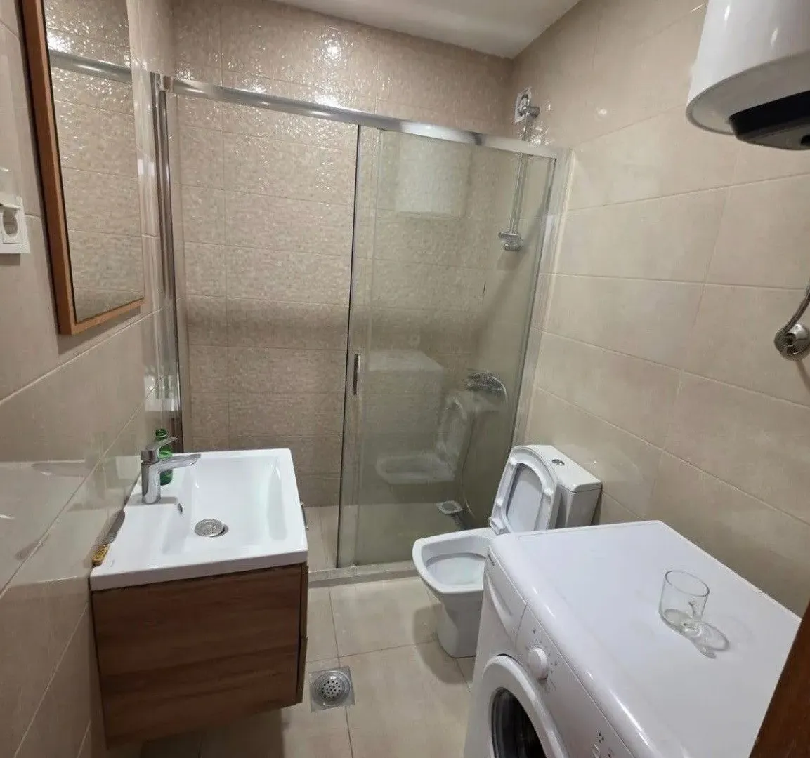 Prodaja, dvosoban stan, 53m², Krivi Most, Podgorica