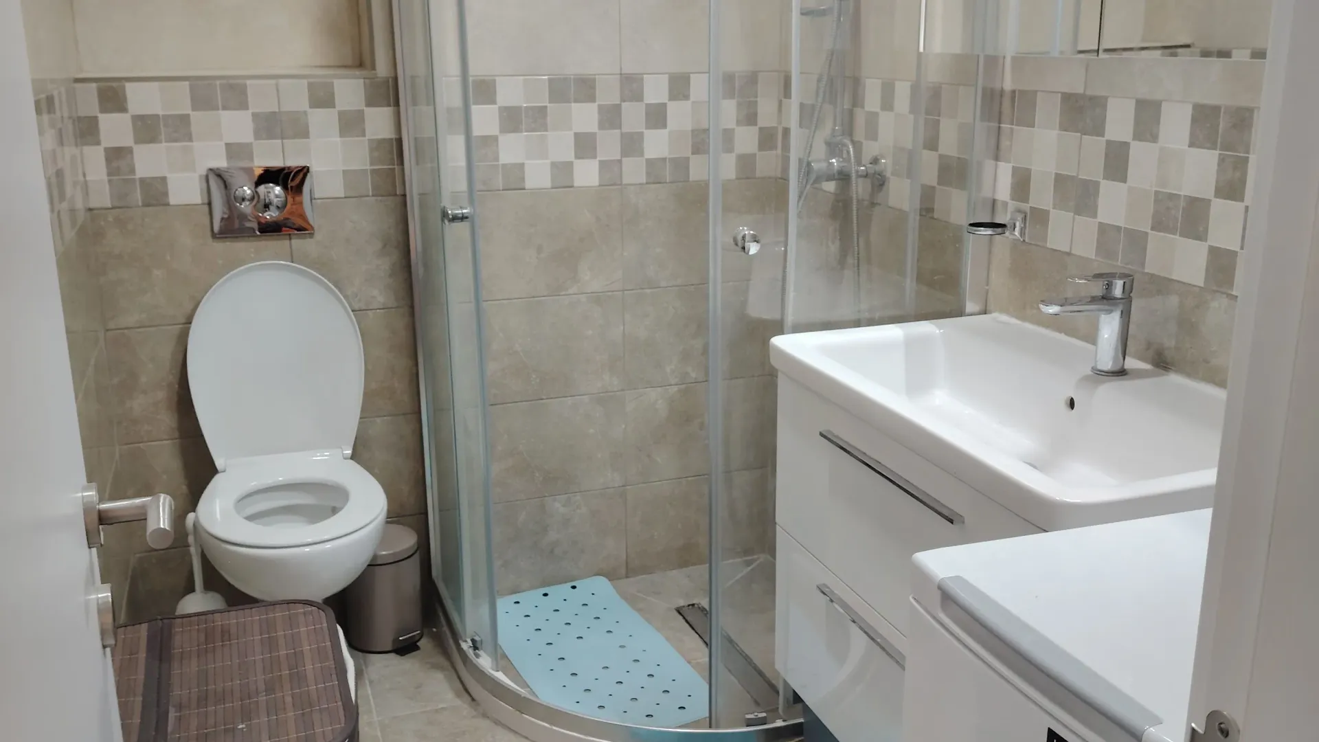 Prodaja, dvosoban stan, 58m², Gruda, Cetinje